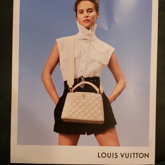 Louis Vuitton the book # 11 new - Picture 2 of 2